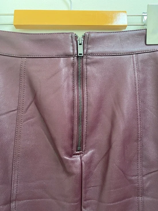 Reitmans Faux Leather Pencil Skirt - Plum - Picture 6 of 10